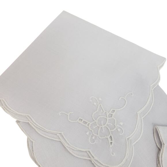 Set 6 Vintage Hand Embroidered White Napkins Scalloped Edges 16” Linen Cotton - Picture 8 of 12